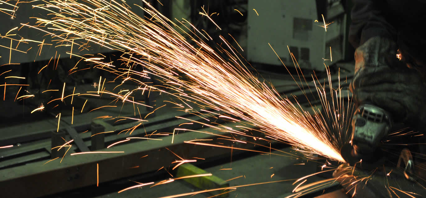 滋賀県東近江 株式会社柿田鉄工所